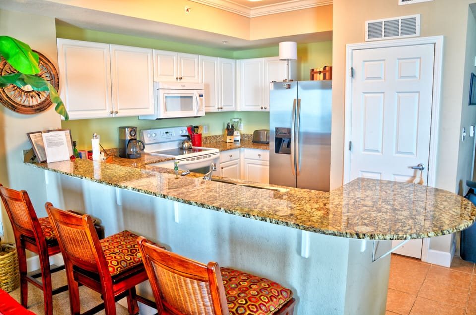 Kitchen and Bar