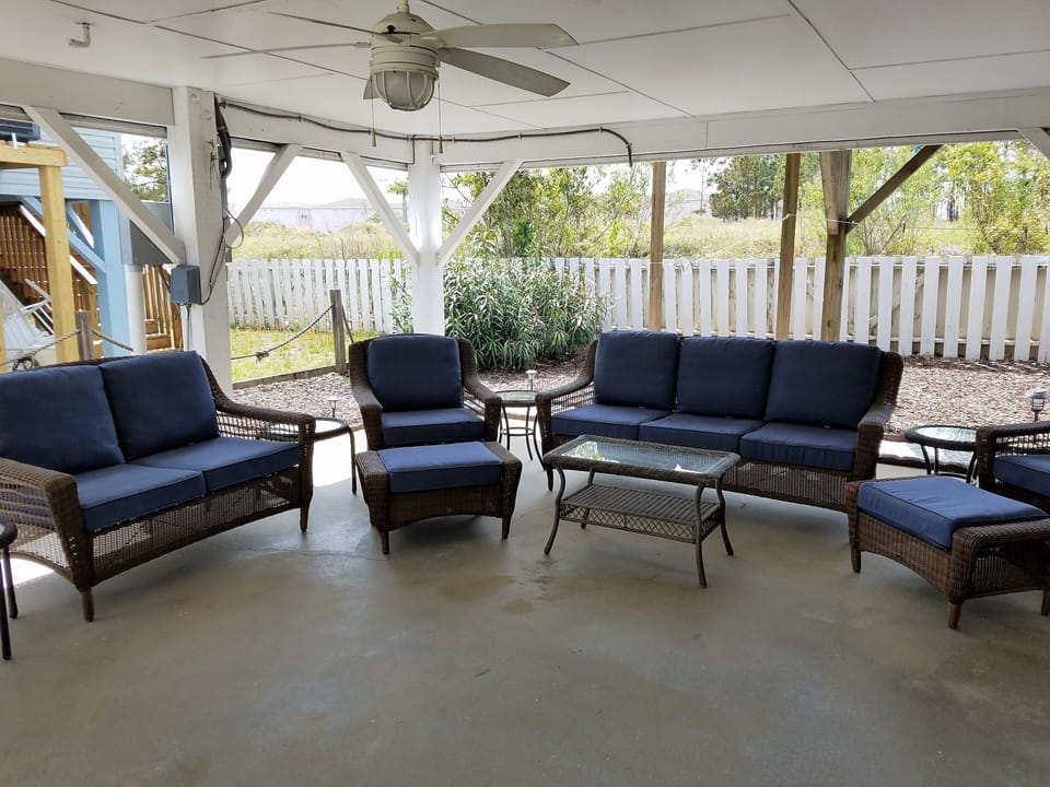 Casual Outdoor Living