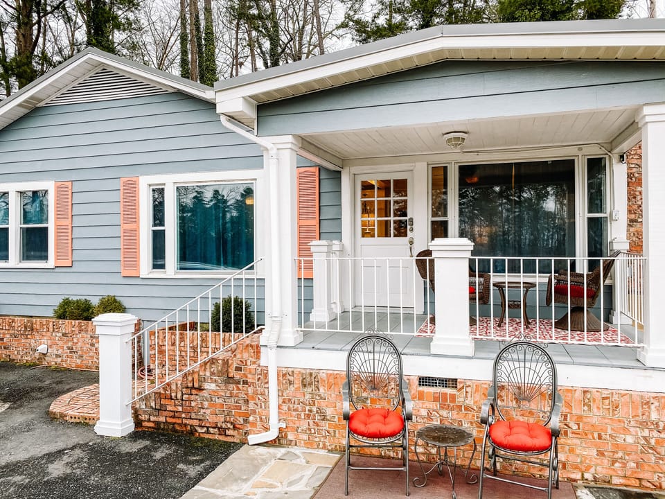 So many places to sit, visit and relax!