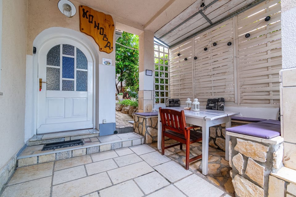 Terrace 2