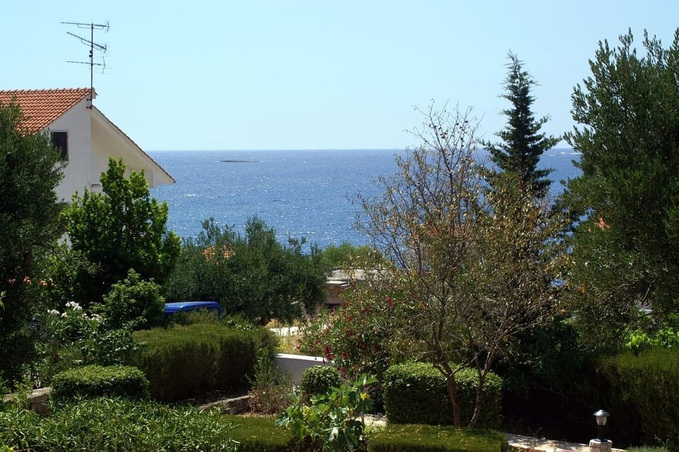 Terrace 2