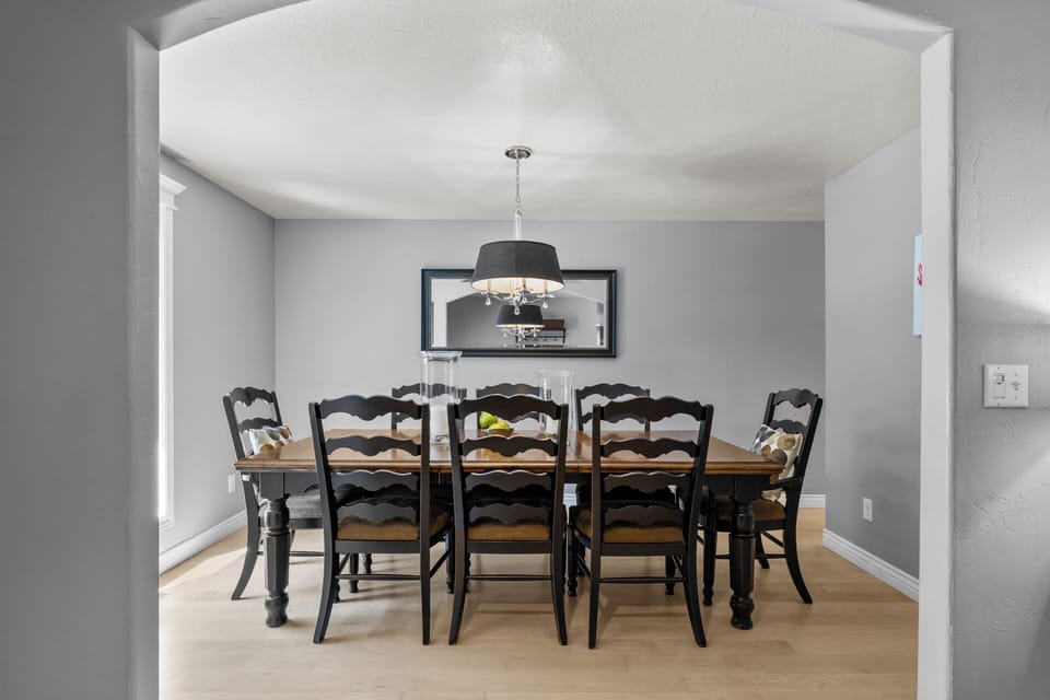 Dining room seats 8