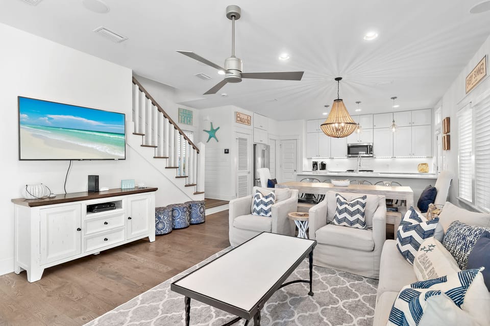 Peek A Boo View - Seacrest Beach - Living, Dining, and Kitchen Area