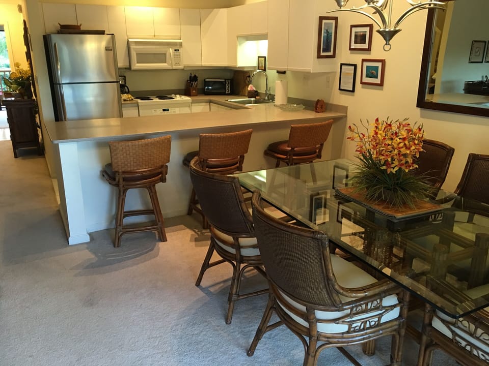 Large Dining Table and All New Major Appliances. Ultra Quiet Dishwasher