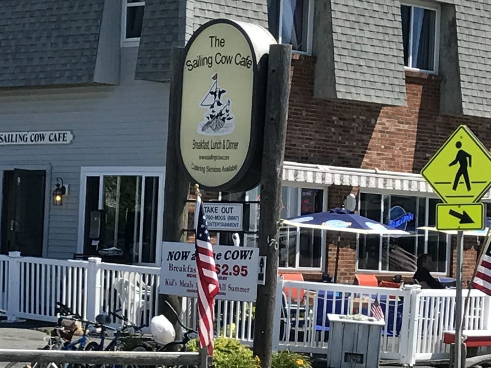 Short walk to this great cafe across from the  Beach