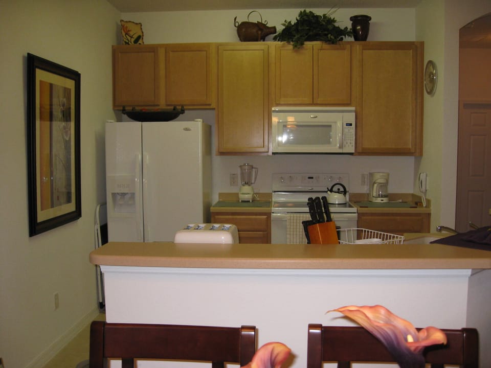Fully equipped kitchen