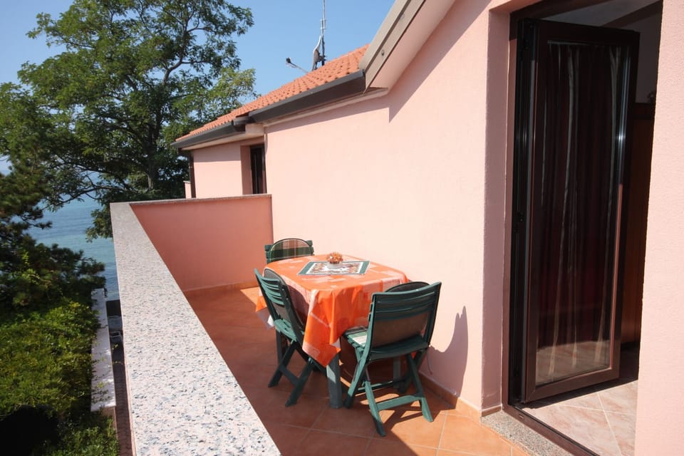 Balcony 1