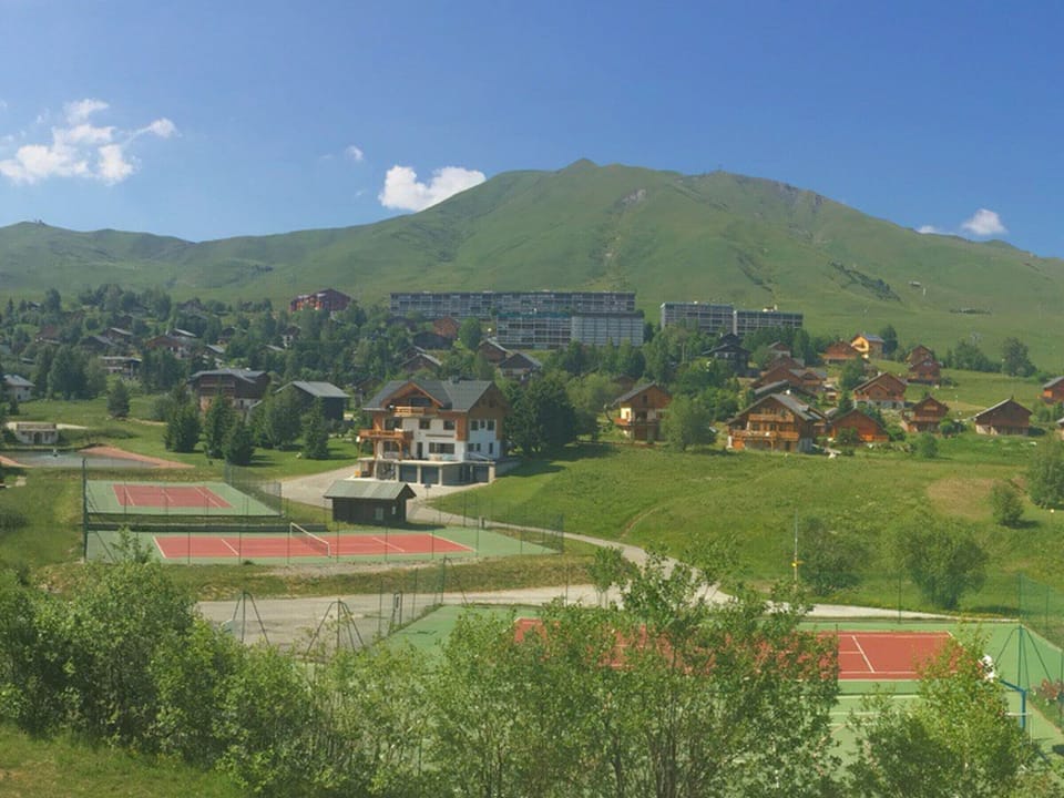 Sport court