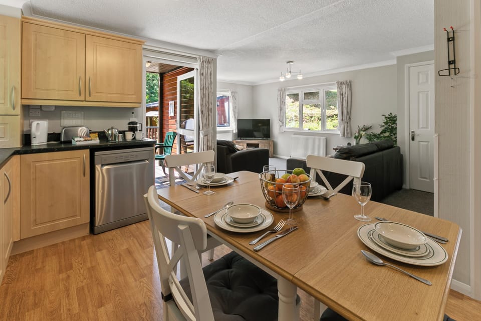 Open Plan to the Living Room