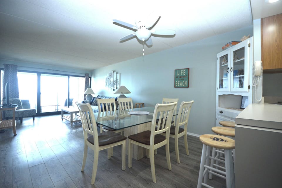 LIVING-AREA