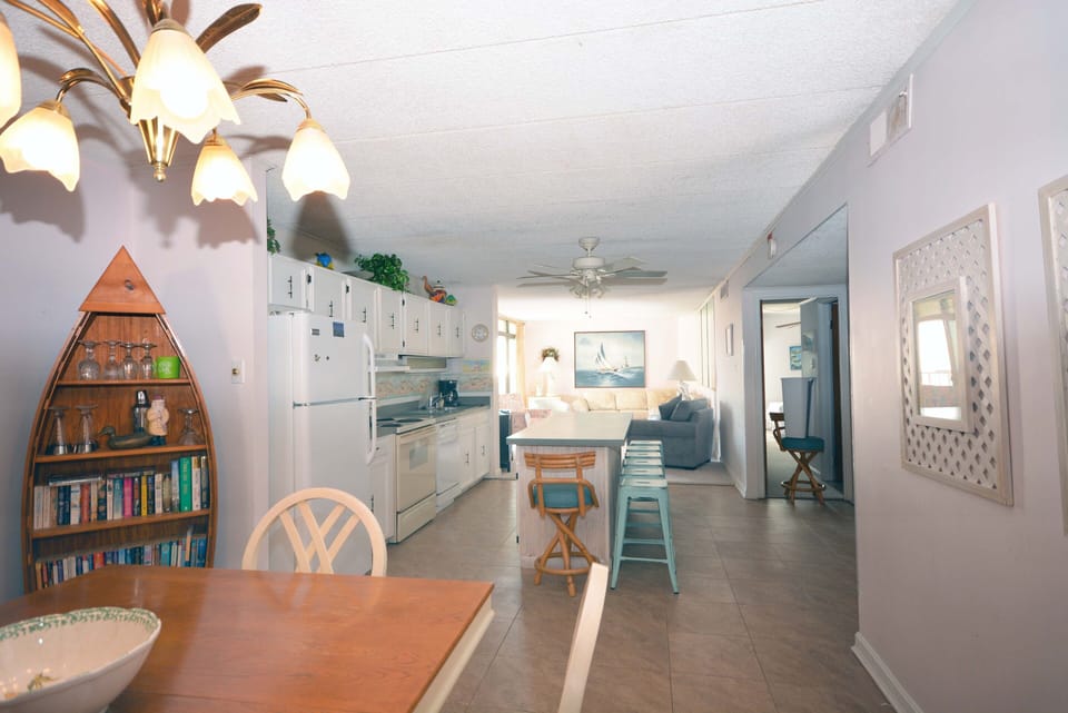 DINING-AREA