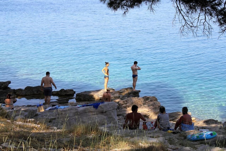 Nearby beaches