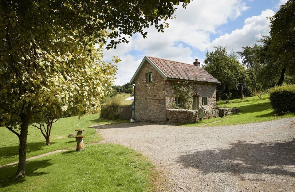 Orchard Cottage situated in the rural location of Penterry, a peaceful Wye Valley hamlet steeped in history