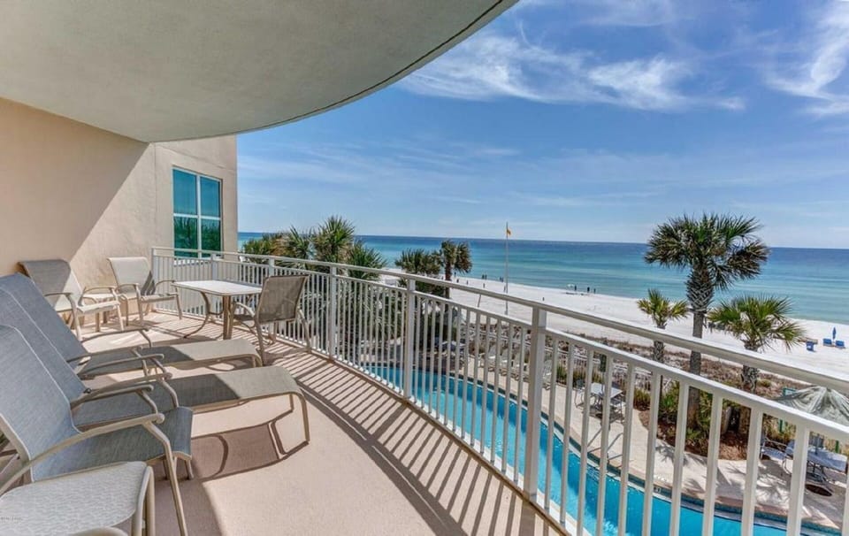 Amazing views from large deck in beautiful corner unit