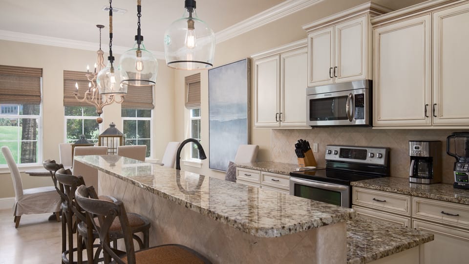 Kitchen With Bar Seating