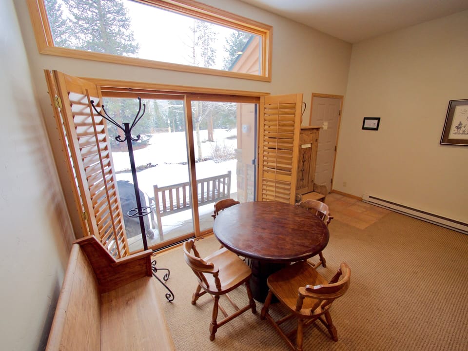 Front Gaming and Sitting Area - This gaming and sitting area has tons of natural light and an amazing view of the Breckenridge Ski Resort.