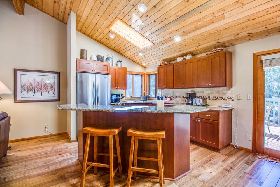 Kitchen - Main Level