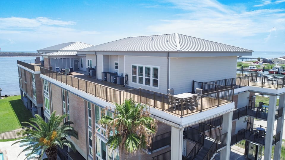 Outdoors - Spacious outdoor deck with amazing views any time of day