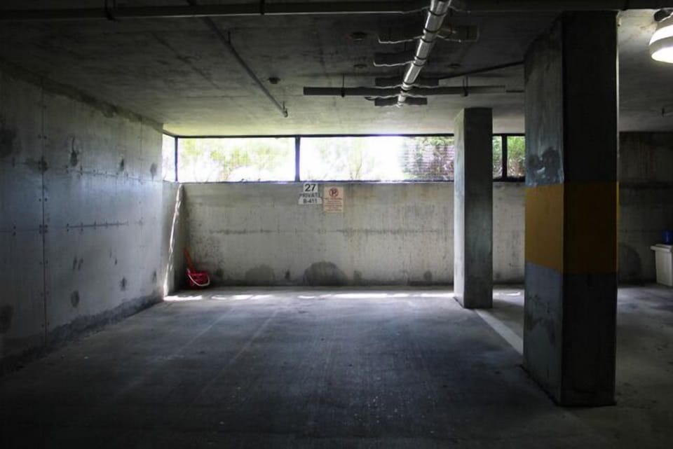 Private Underground Parking Spot
