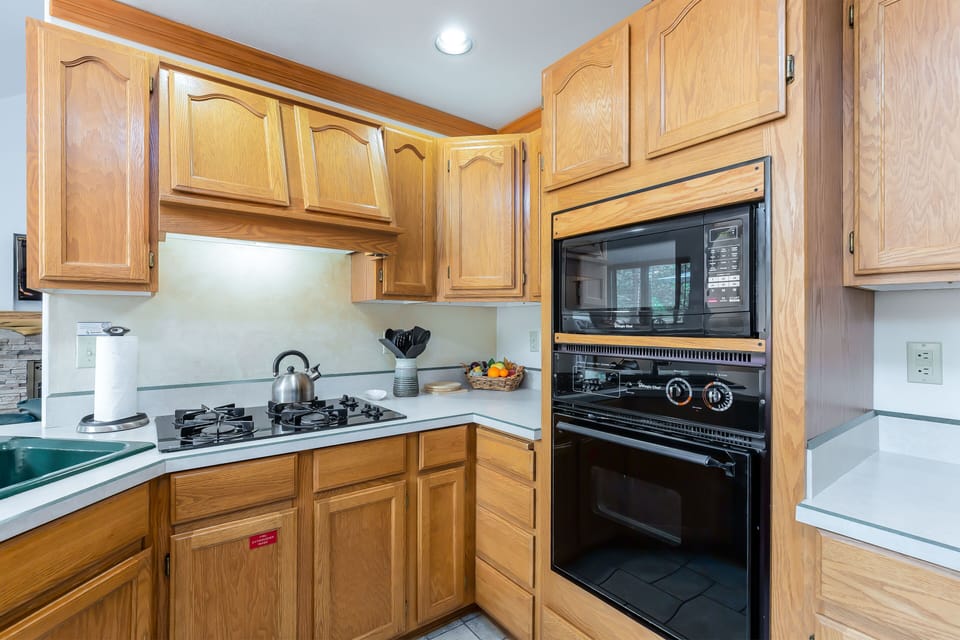 Kitchen - Main Level