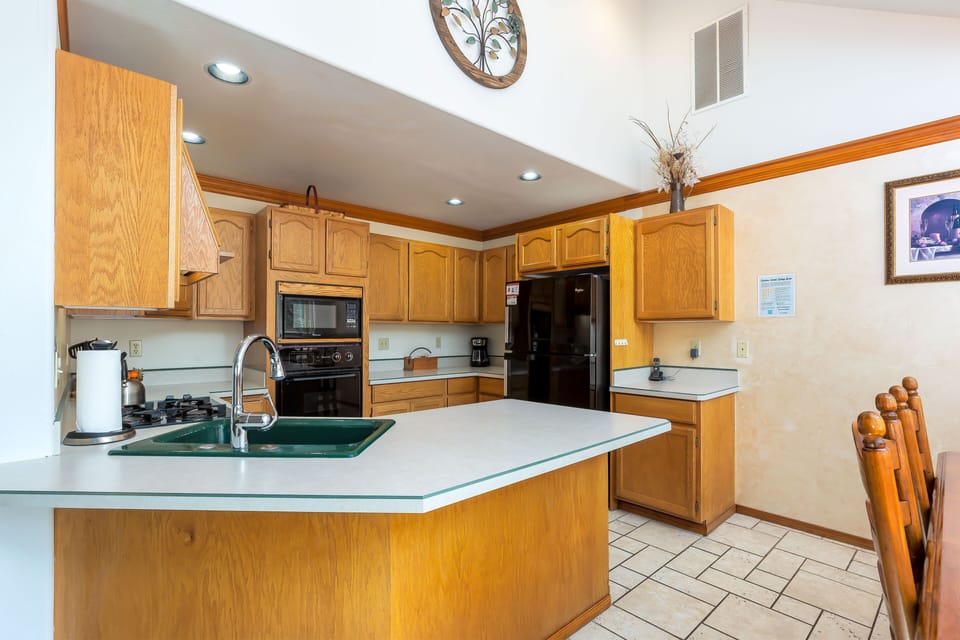 Kitchen - Main Level