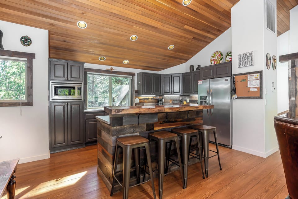 Kitchen - Main Level