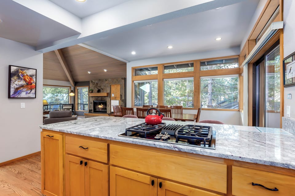 Kitchen - Main Level