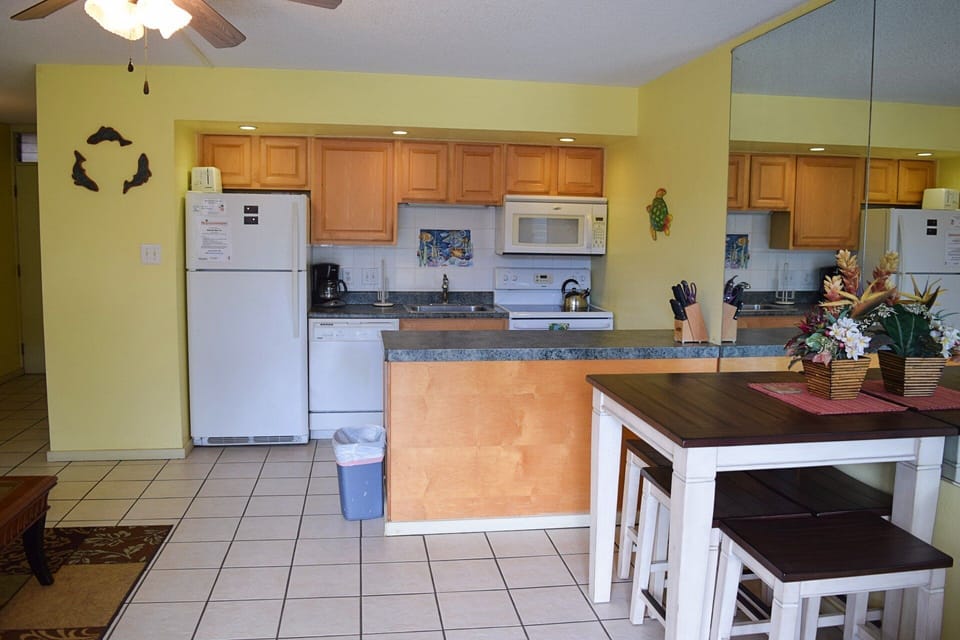 Kitchen and dining area