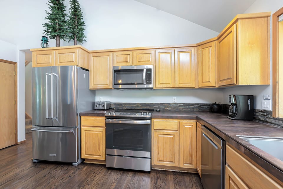 Kitchen - Main Level