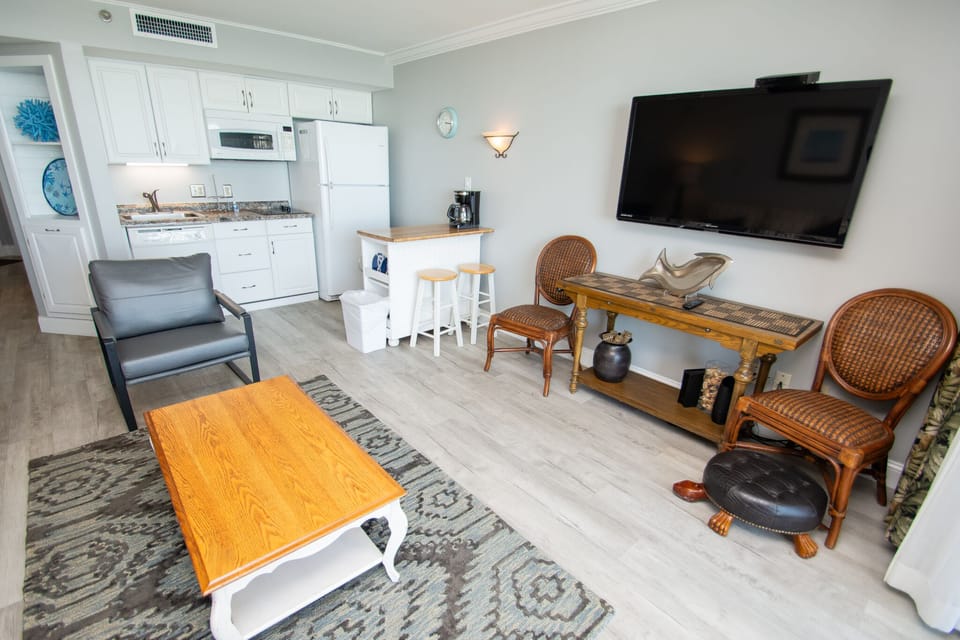 Living, Dinning, Kitchen