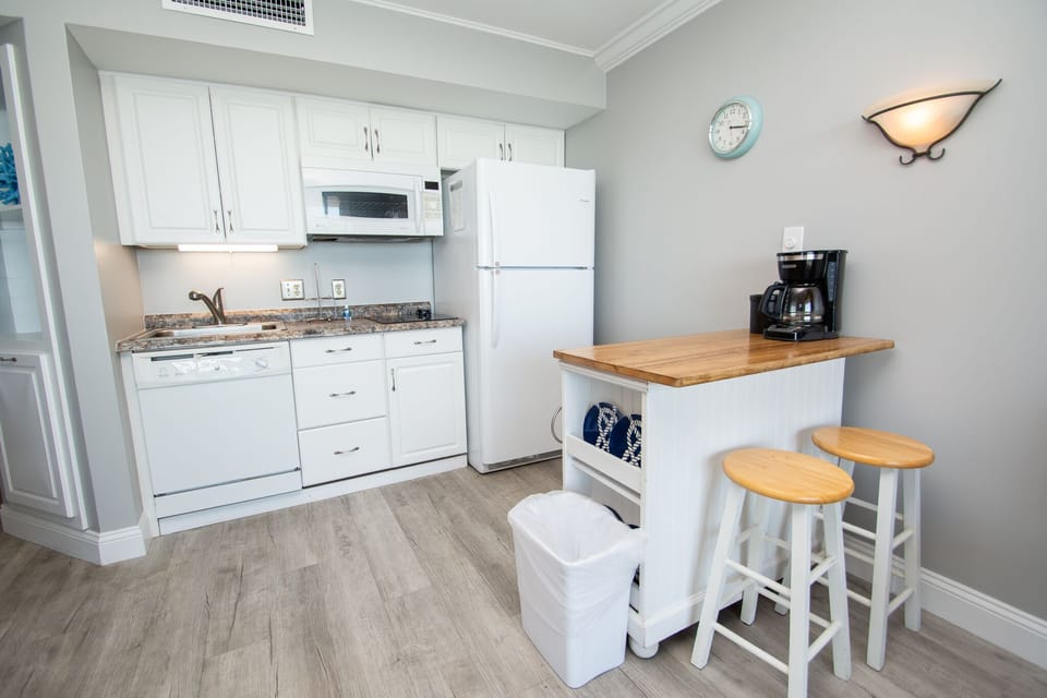Kitchen and Dinning Room
