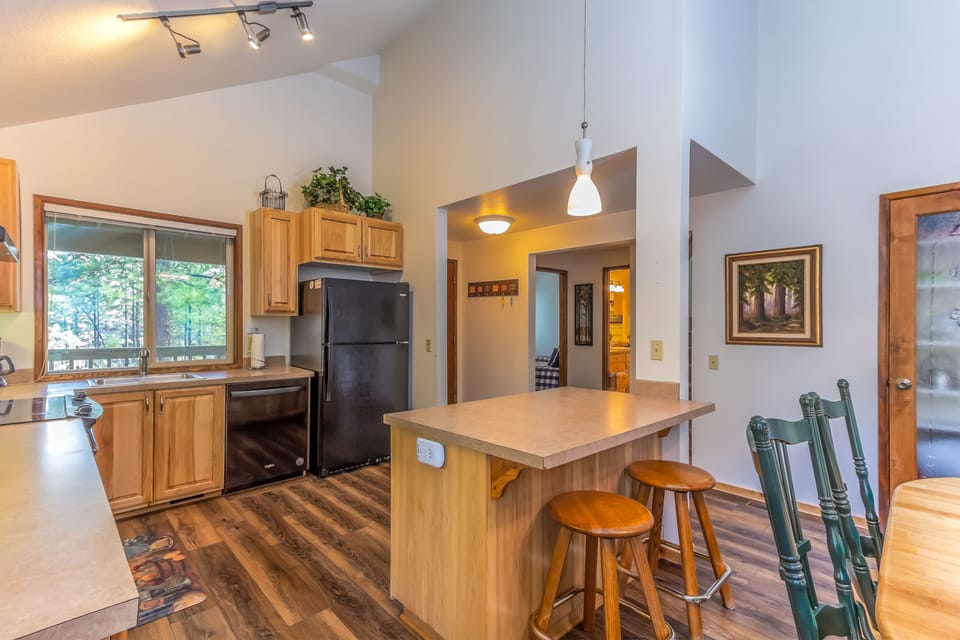 Kitchen - Main Level