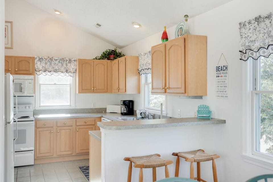 MB11: Sweet Caroline's | Top Level Kitchen
