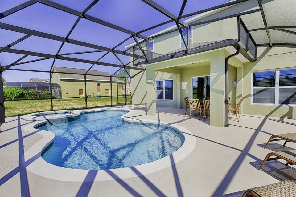 28_Extended_Pool_Deck_0821.jpg
