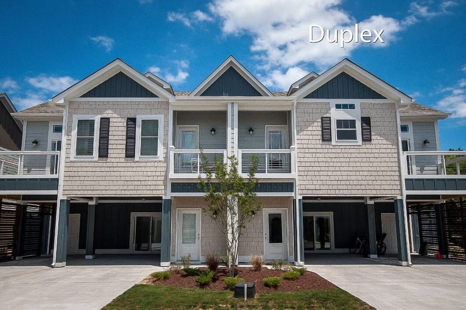 BV10B: Front Exterior