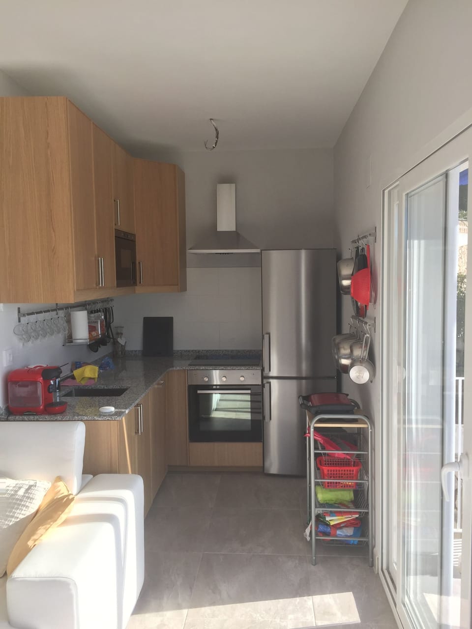 Fully fitted kitchen