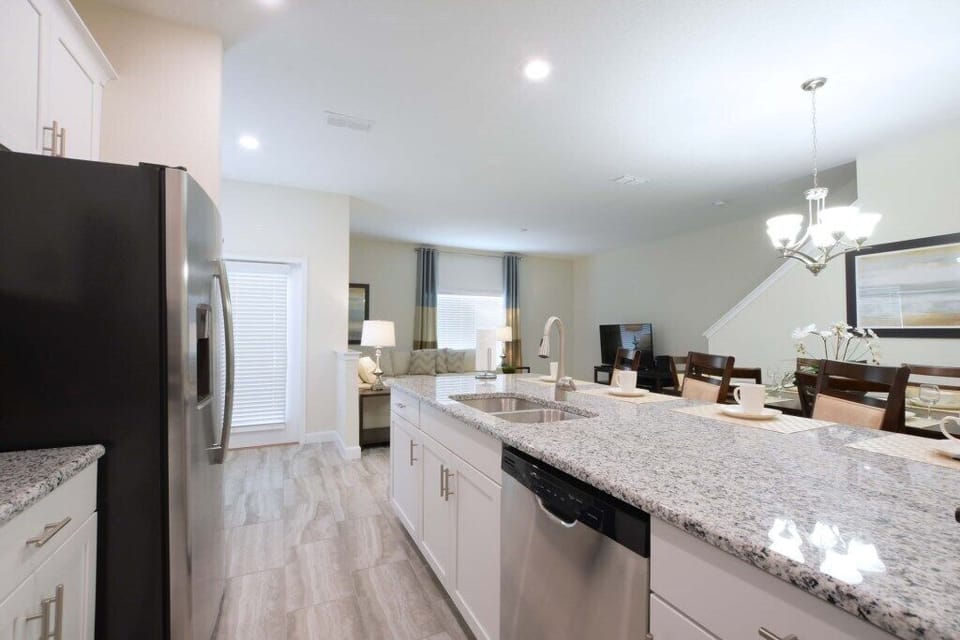 20-Kitchen2.jpg