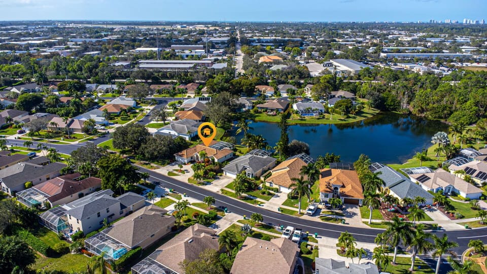 Drone view 5 miles to Beach