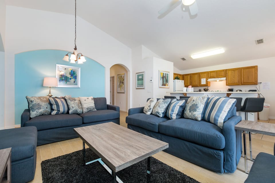 06-Lounge_0921.jpg