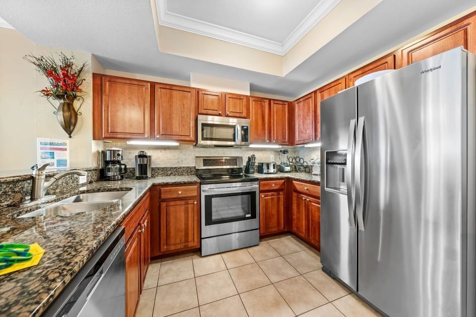 Crystal Tower 1205 Kitchen