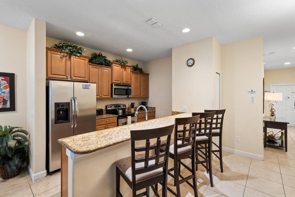 Kitchen (Angle)