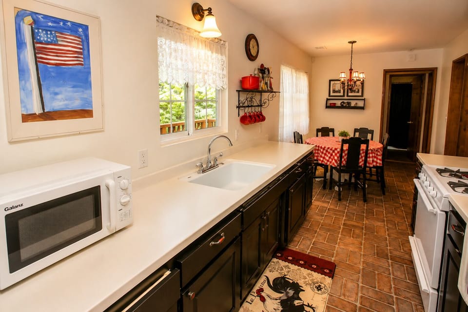 Kitchen 1