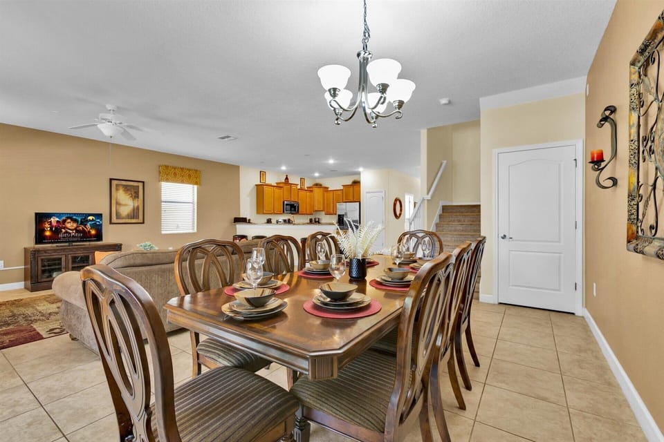 Dining Room (Angle)