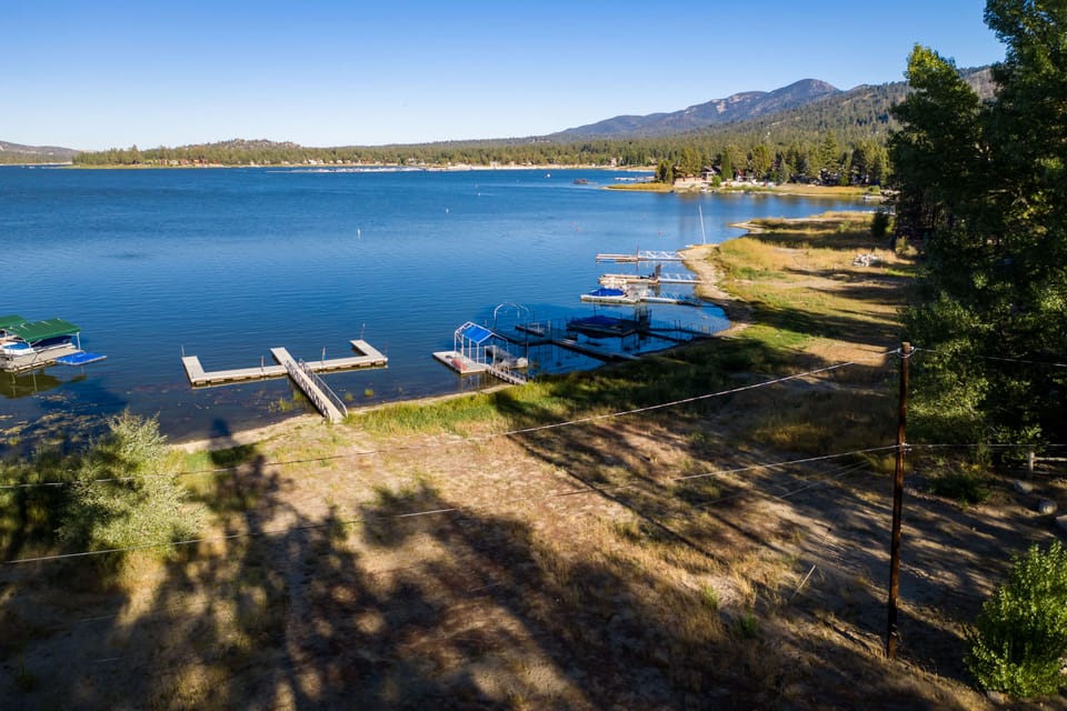Enjoy your day and a nice view of the lake, mountains at the lake dock, where you can launch your boat.