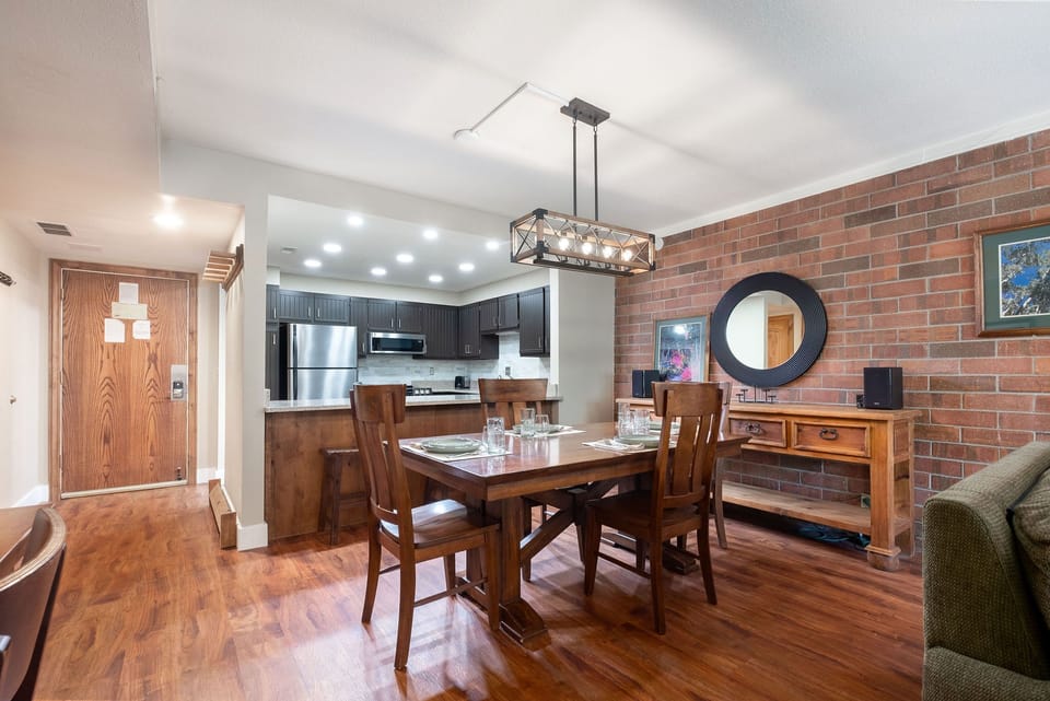 Dining room table
