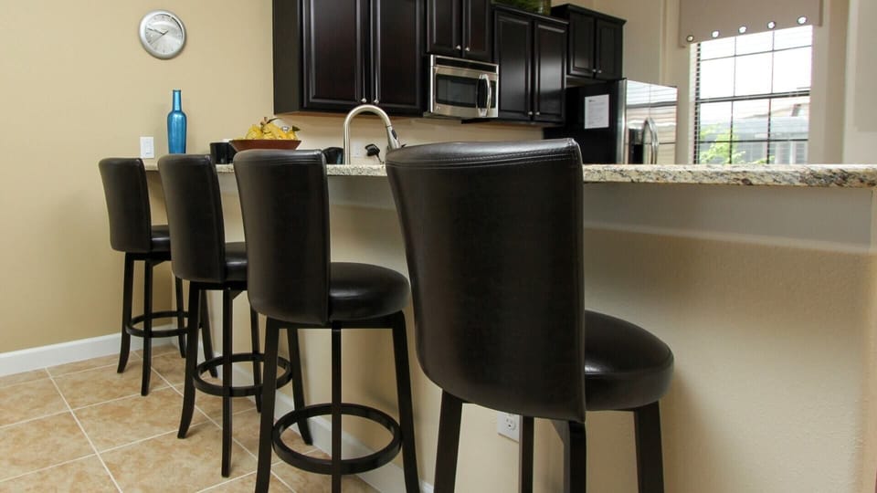 Kitchen Bar