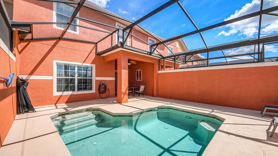 Pool Deck (Angle)