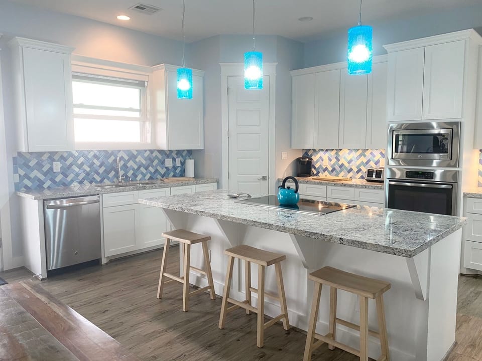 Kitchen island ready to entertain!