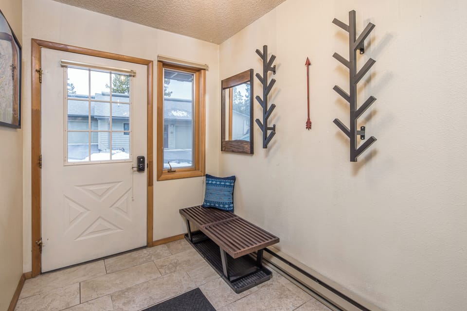 Entryway | Lower Level