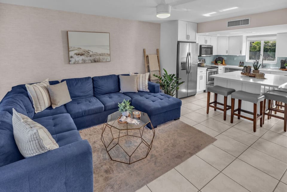 Living room 1 with queen sofa sleeper